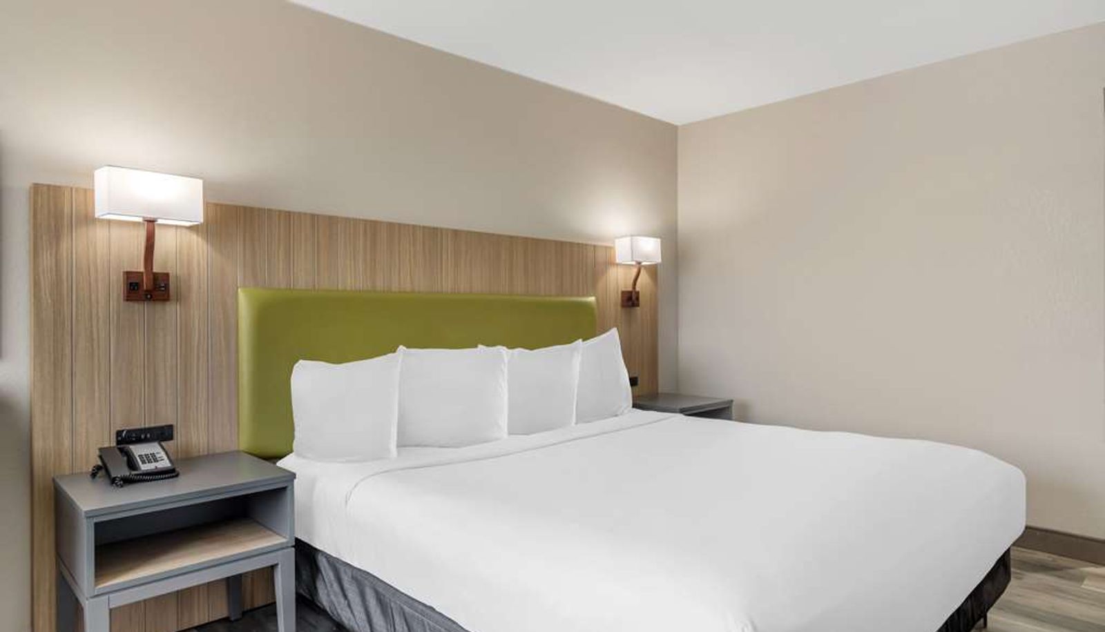 Room - Country Inn & Suites by Radisson Atlanta Airport South GA