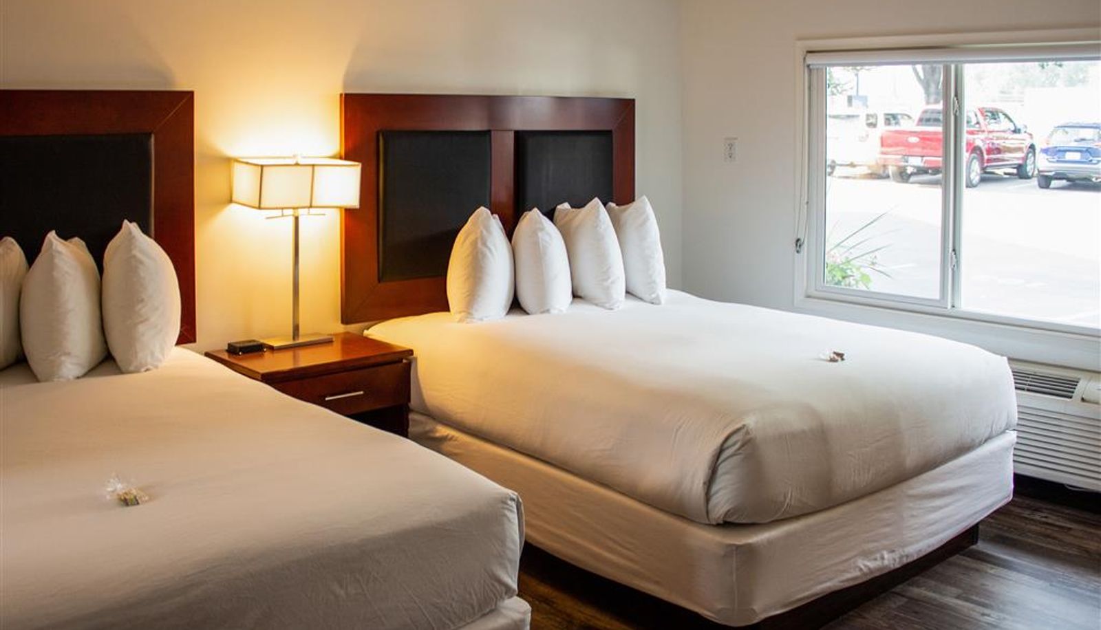 Room - Comfort Inn & Suites