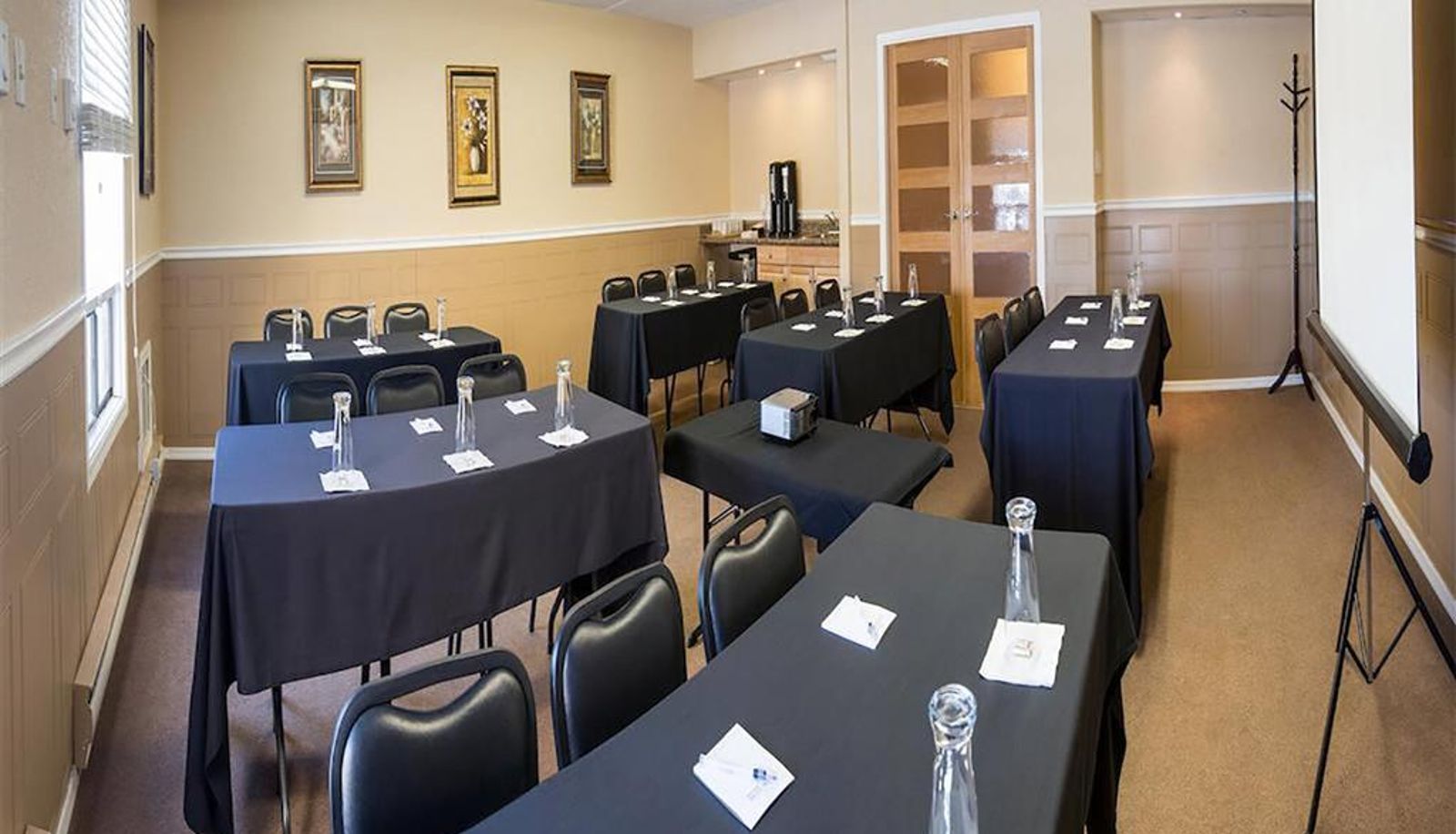 Salle de conférence - Travelodge by Wyndham Regina