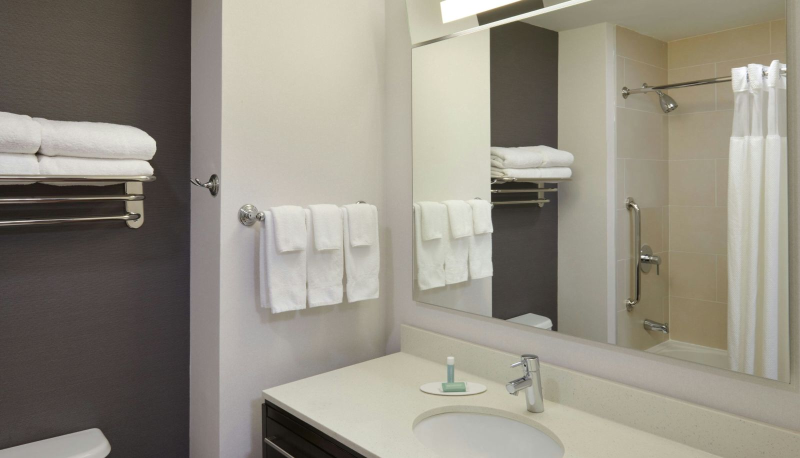 Zimmer - TownePlace Suites by Marriott London