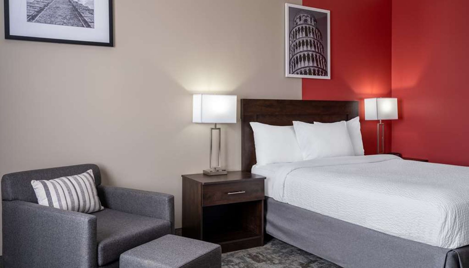 Room - Ramada by Wyndham Thunder Bay Airlane Hotel