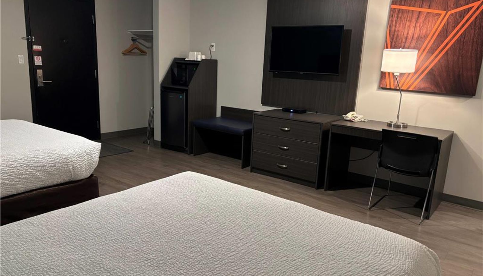 Zimmer - Howard Johnson by Wyndham Thunder Bay