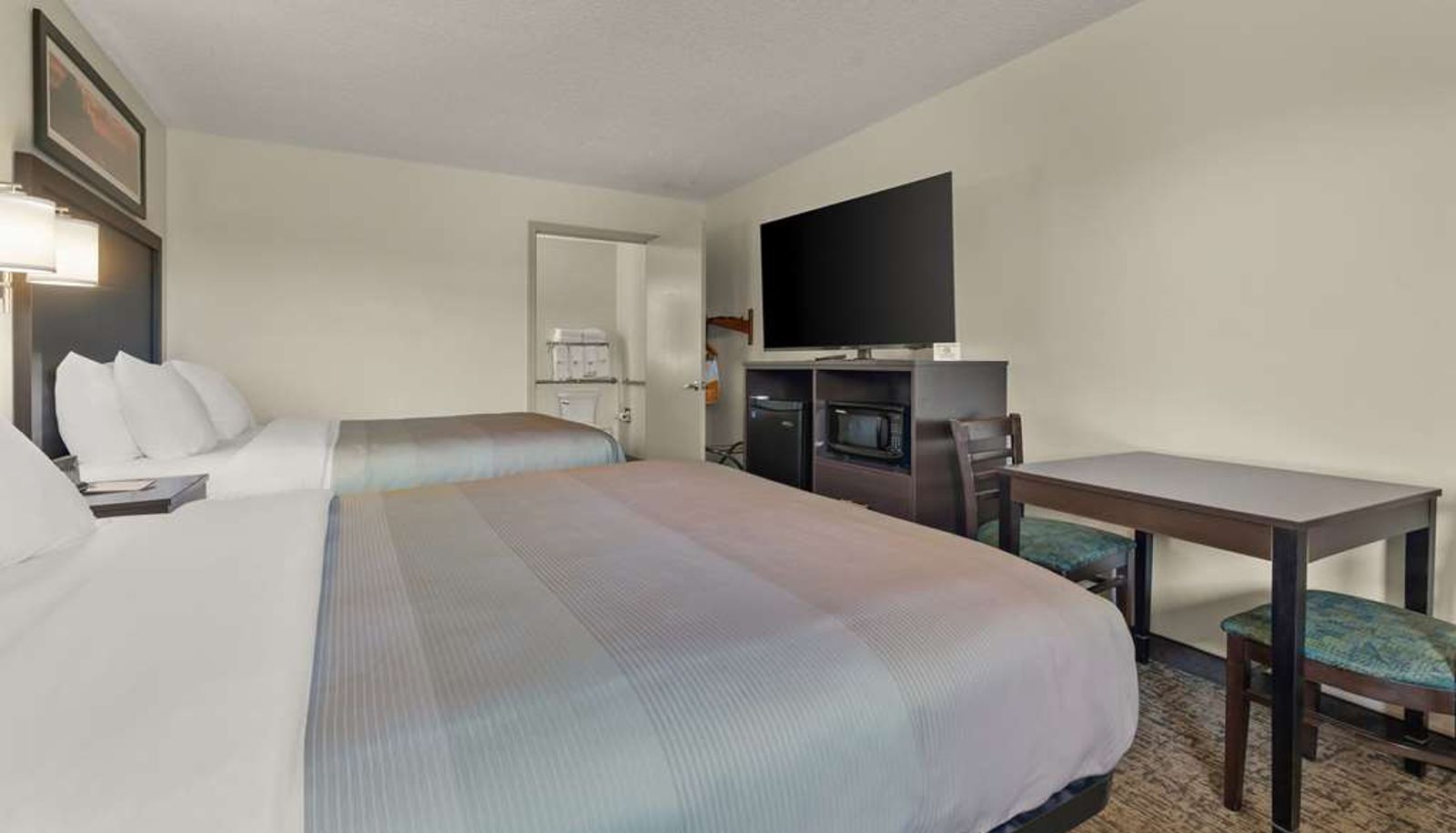 Room - Quality Inn & Suites Dublin