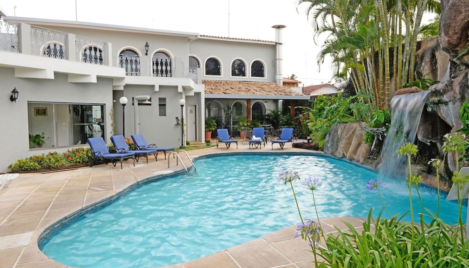 Pool - Hotel Colonial Plaza