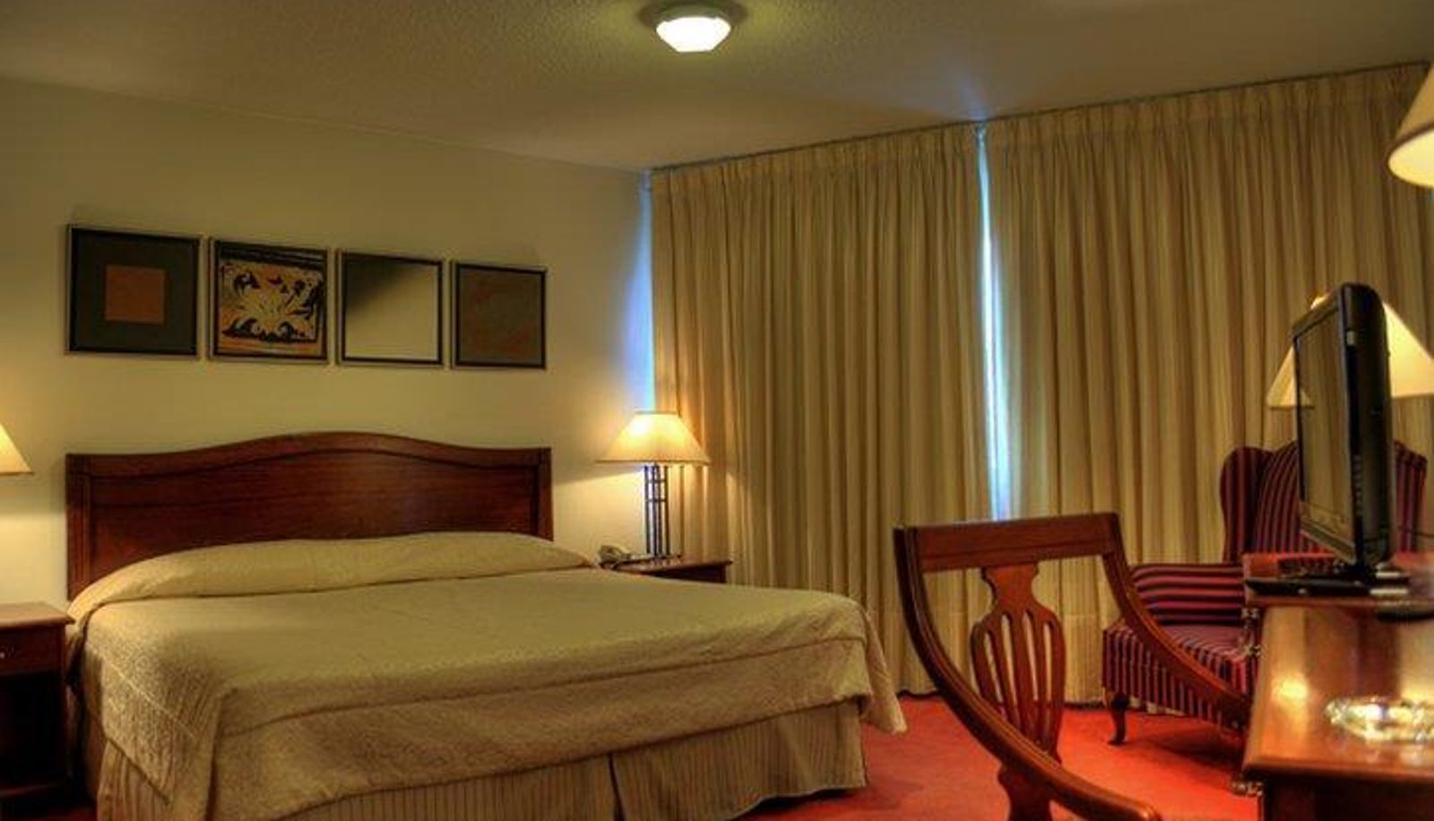 Room - Palladium Business Hotel