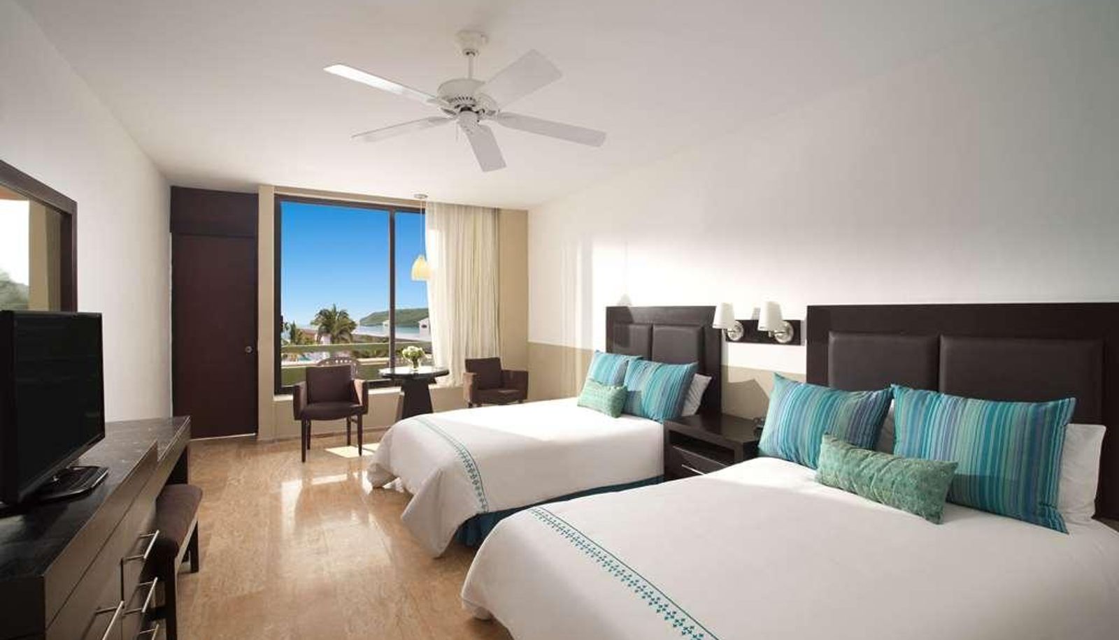 Vierbettzimmer - El Cid Marina Beach Hotel