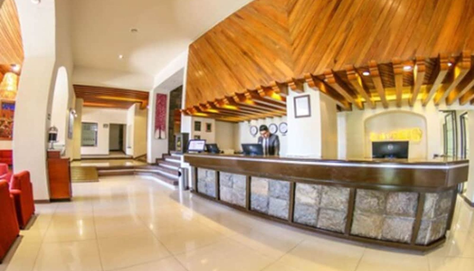 Reception - Hotel Fortin Plaza