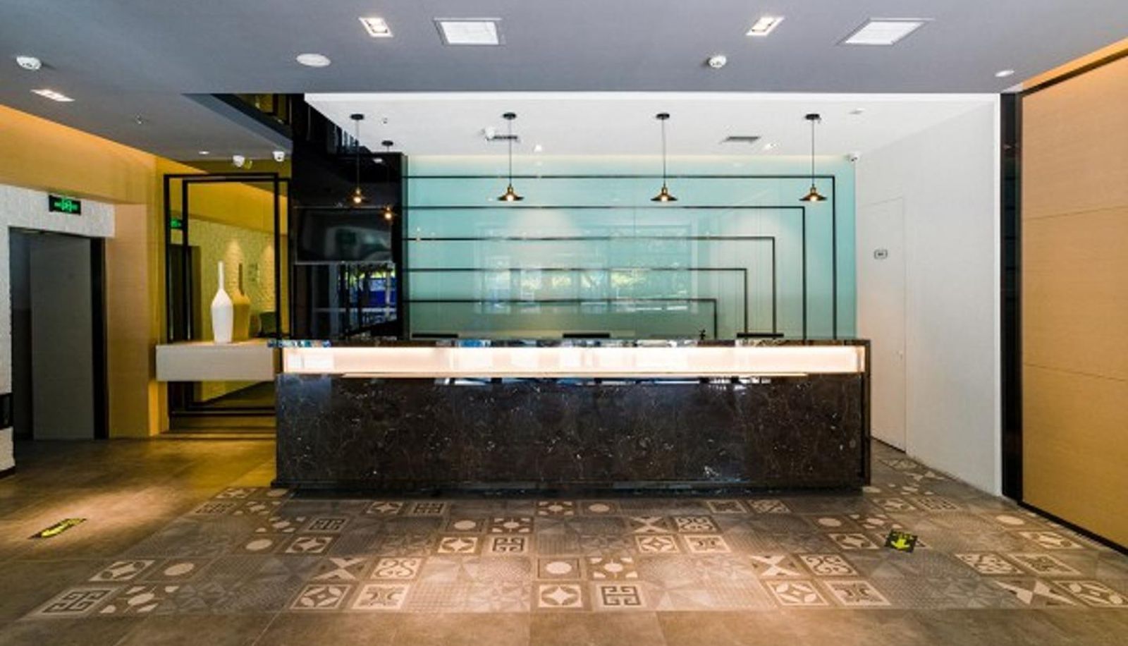 Lobby - West Zhongshan Road Passenger Yuxi Park