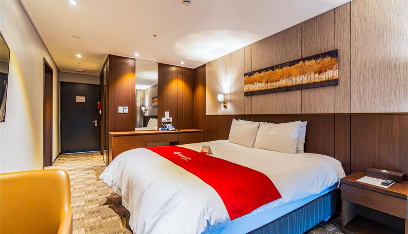 Camera - Ramada by Wyndham Jeju City Hall