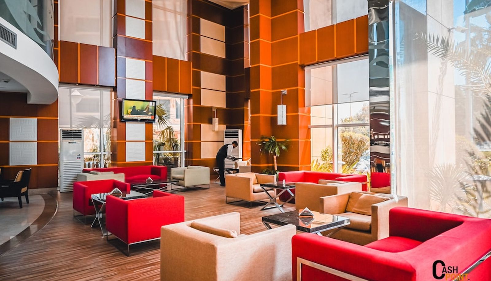 Lobby - Ramada by Wyndham Al Khobar King Abdullah Street