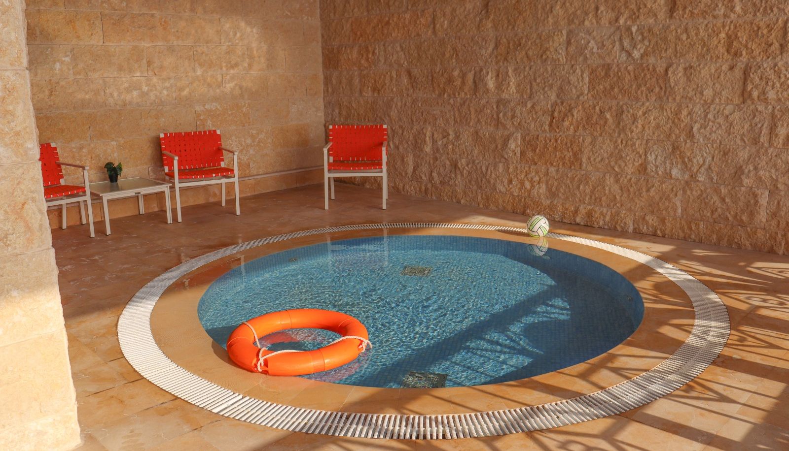Info - THE BENTLEY LUXURY HOTEL & SUITES Hotel & Suites