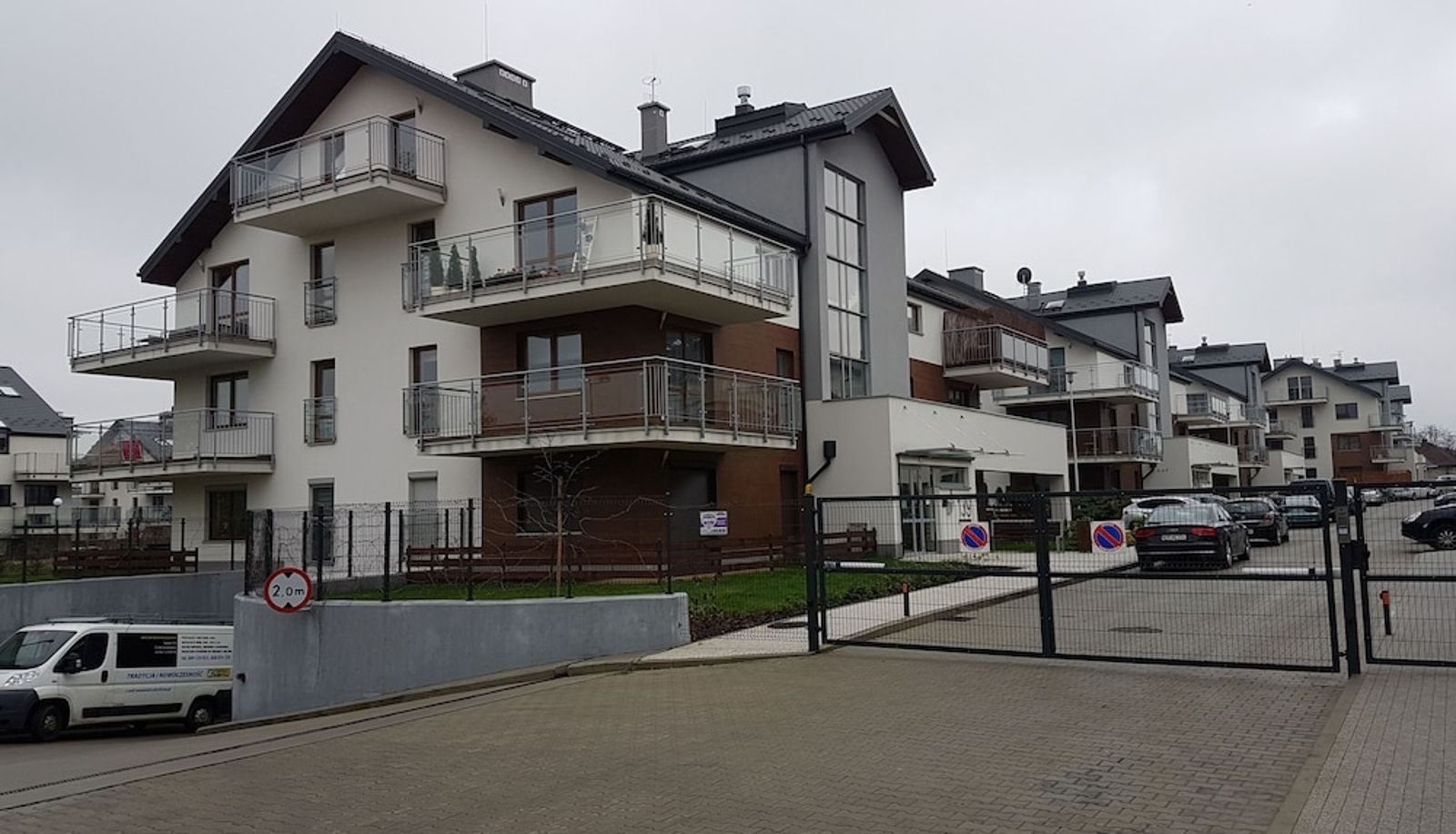 Info - Stawowa Apartment with private garage
