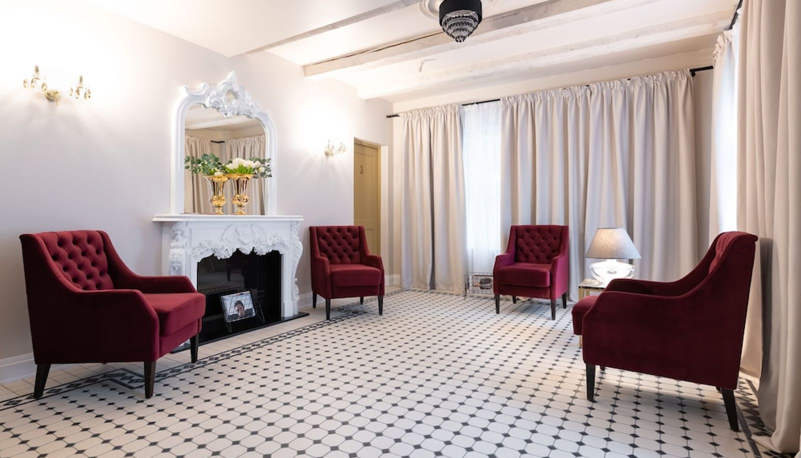 Hall - Meltzer Apartments