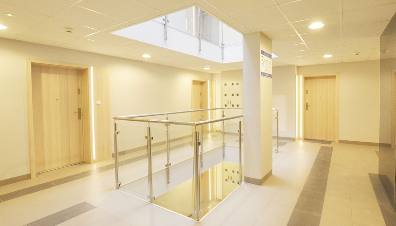 Hall - Apartamenty Bałtycka6