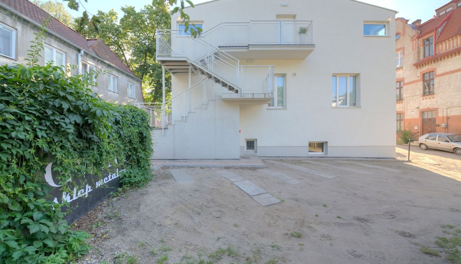 Info - Dom & House - Apartments Quattro Colori