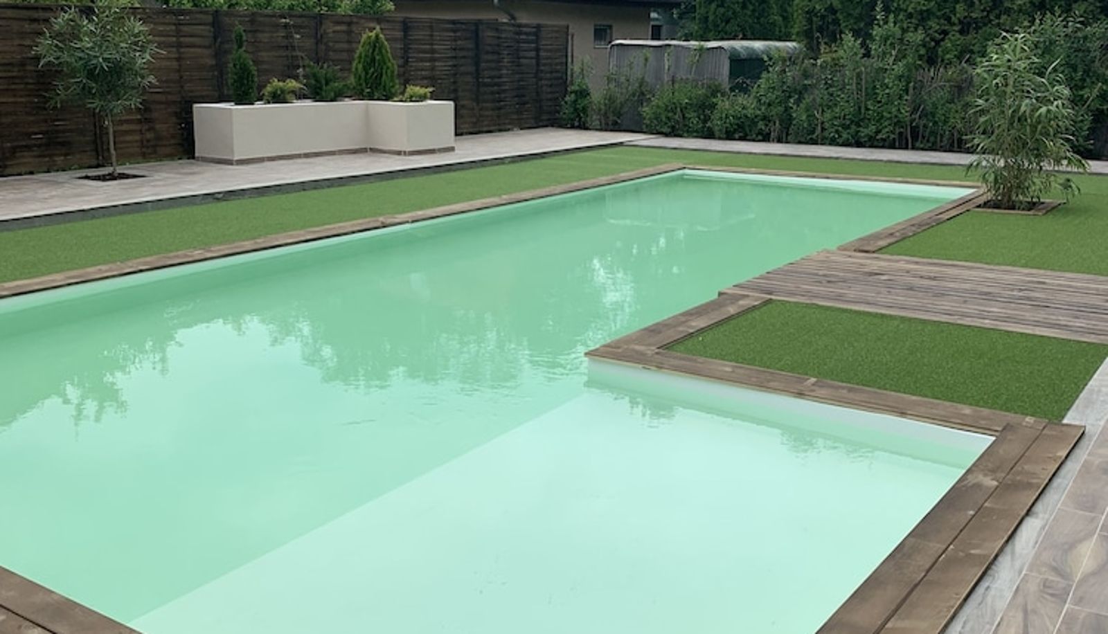 Pool - Silver Lounge