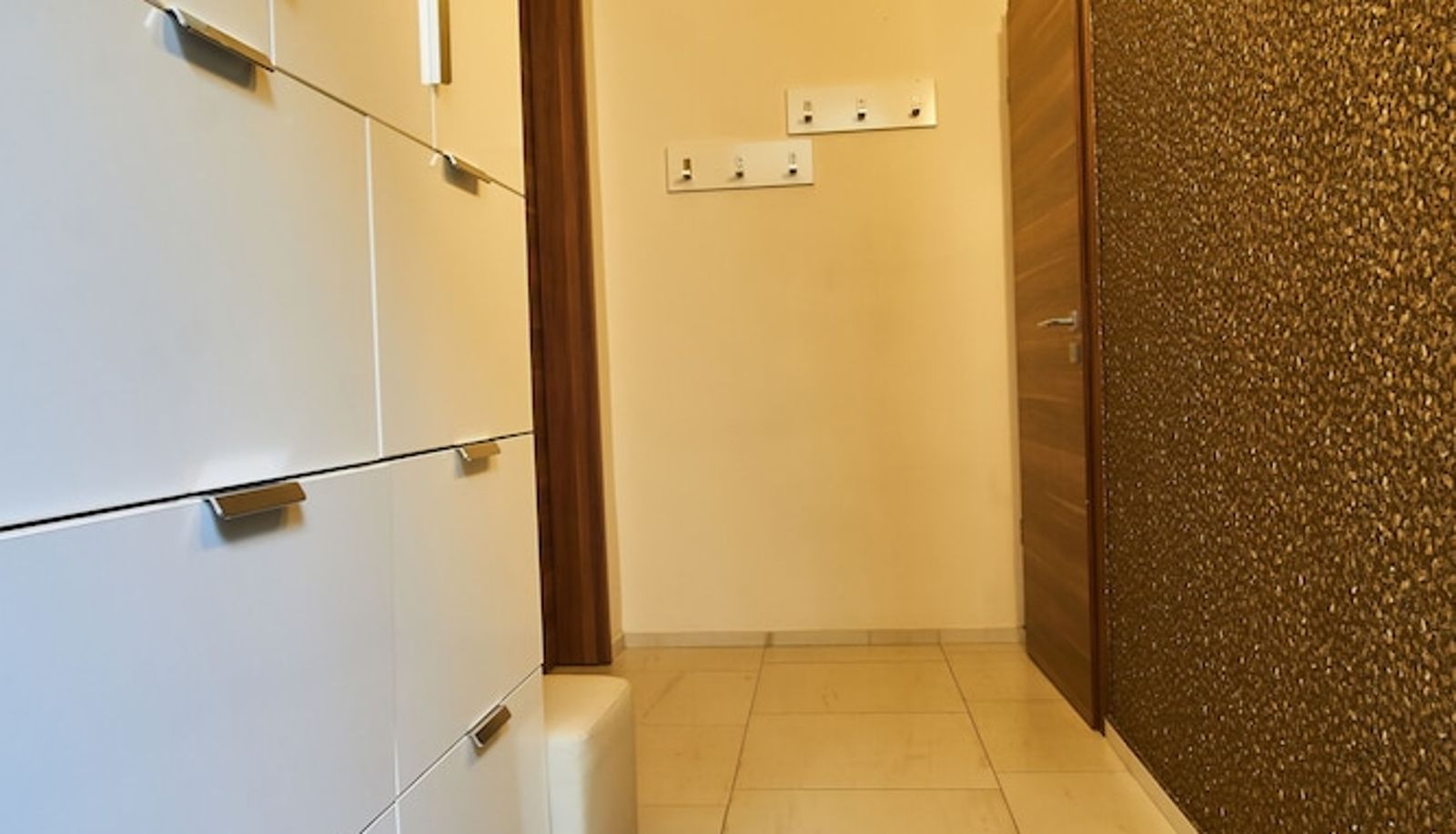 Info - Nikita Apartment