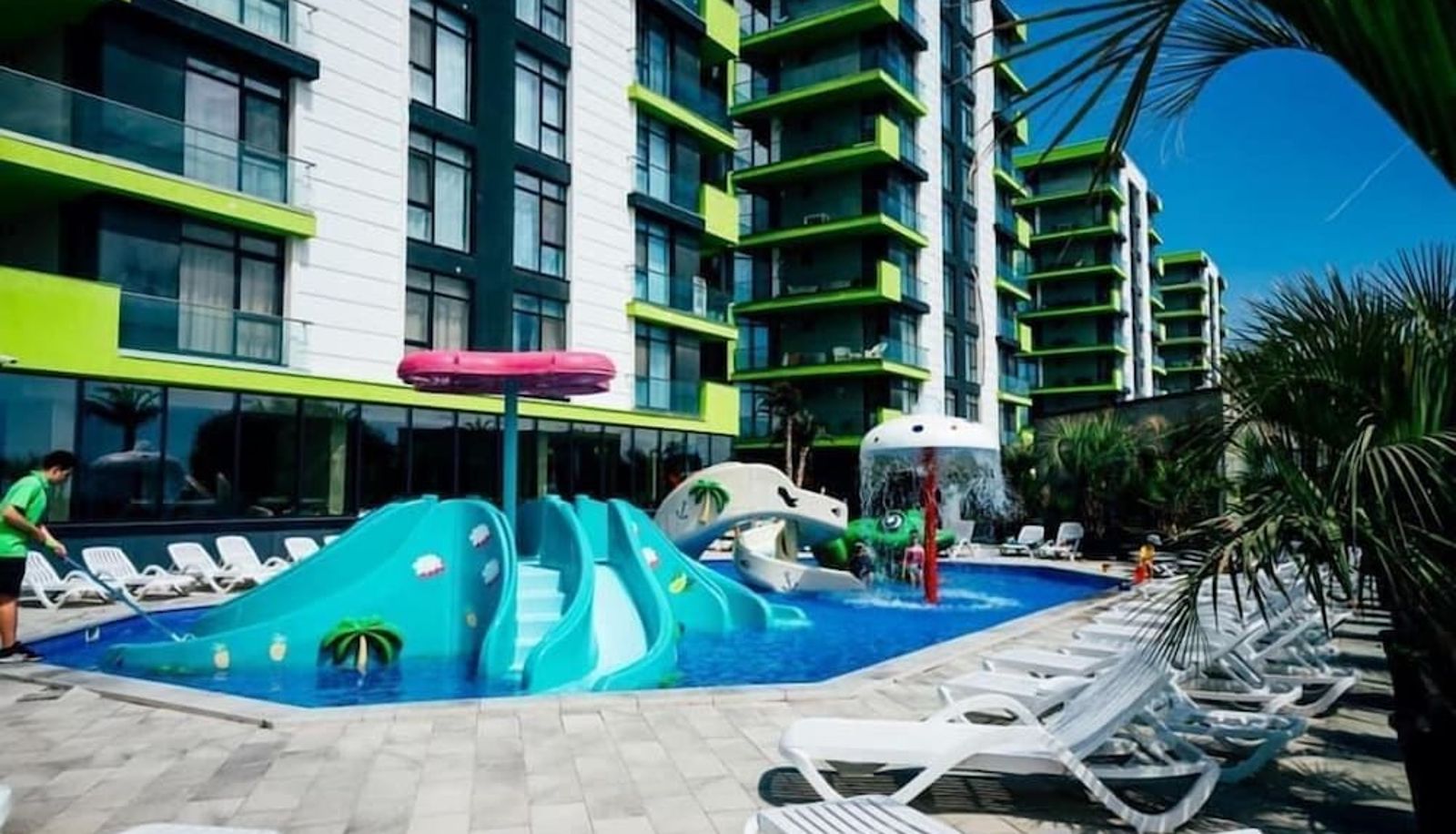 Basen - Mamaia Alezzi