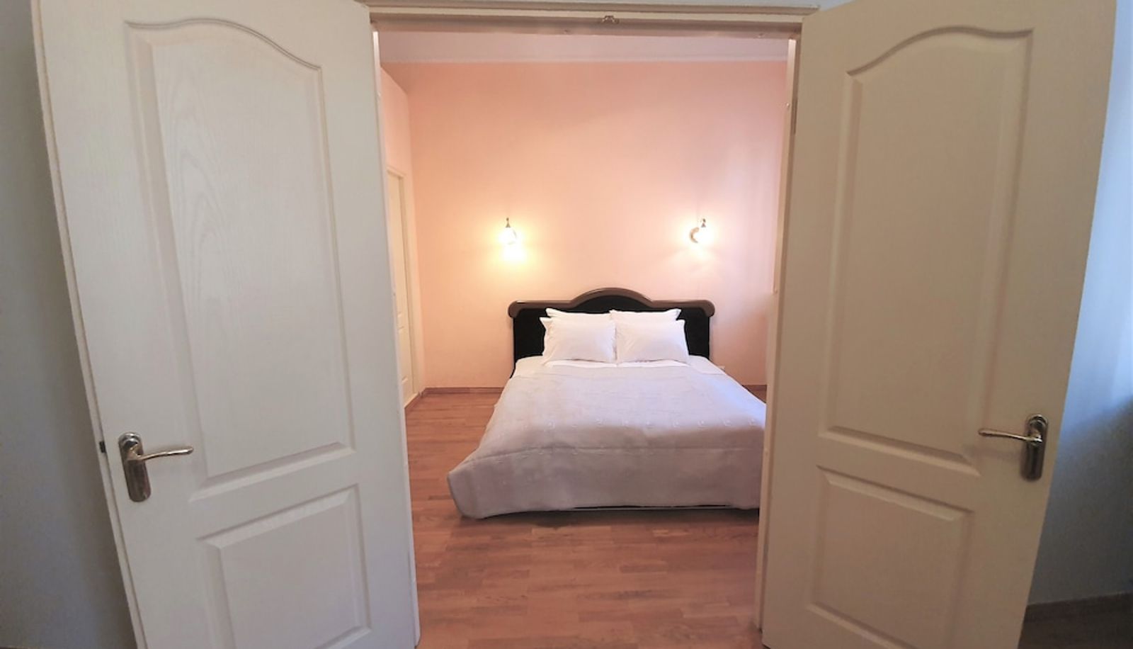 Info - WINWINSTAY Old Town Riverside Apartment