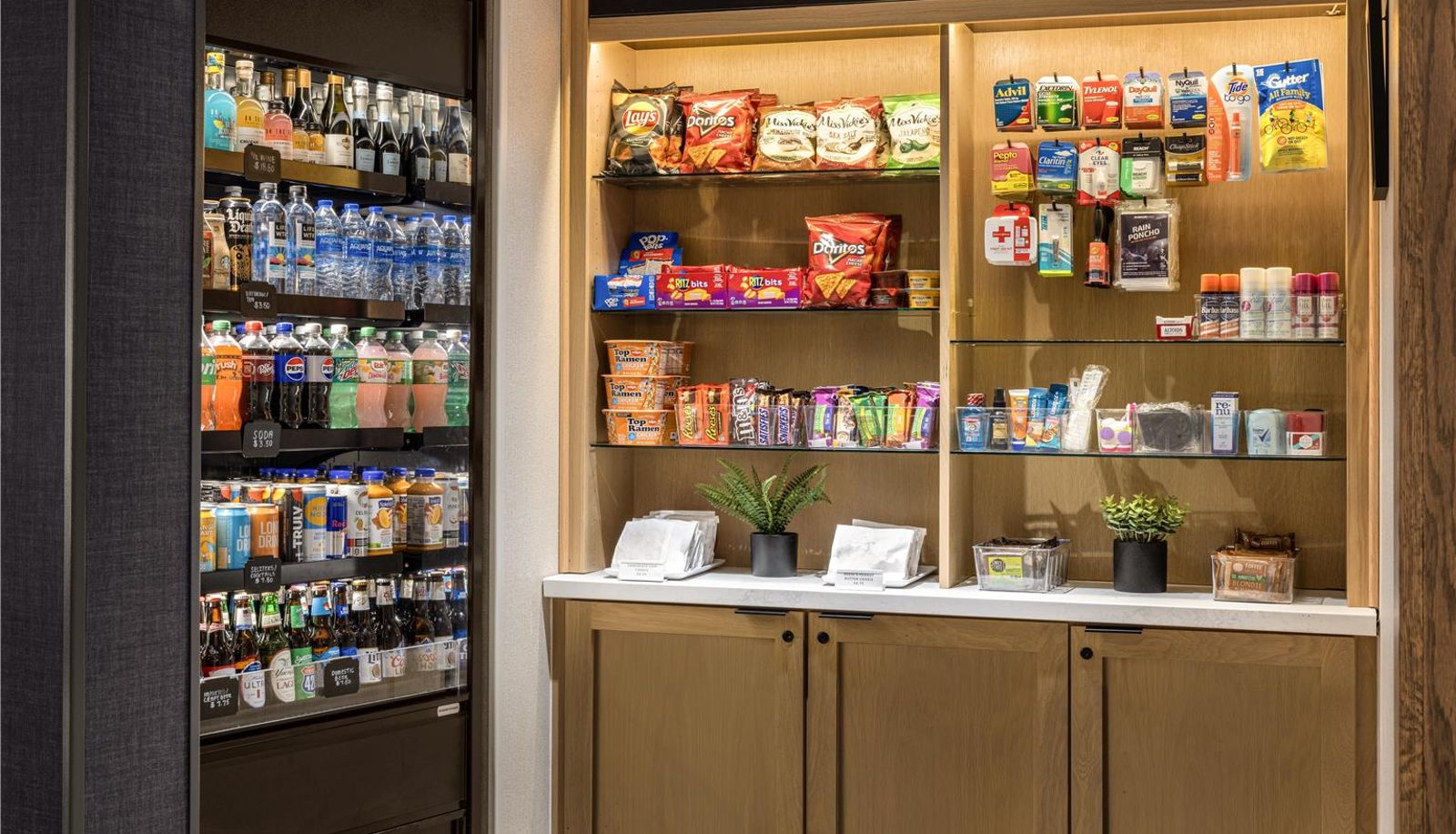 Hall - Hyatt Place Indianapolis Airport