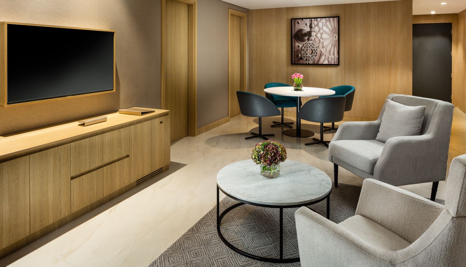 Suite - Millennium Place Hotel Mirdif
