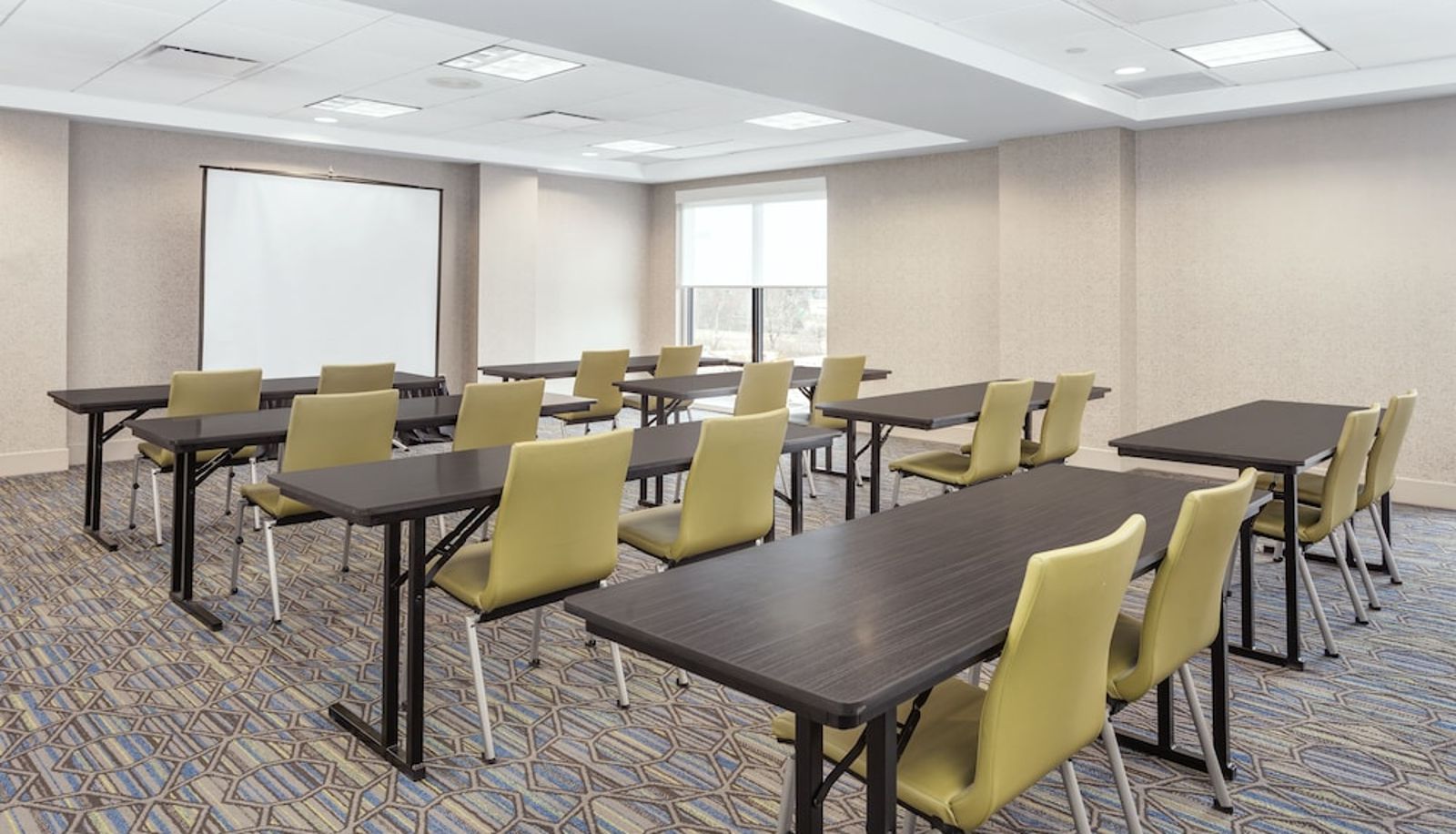 Meeting room - Holiday Inn Express & Suites SOUTH PORTLAND by IHG