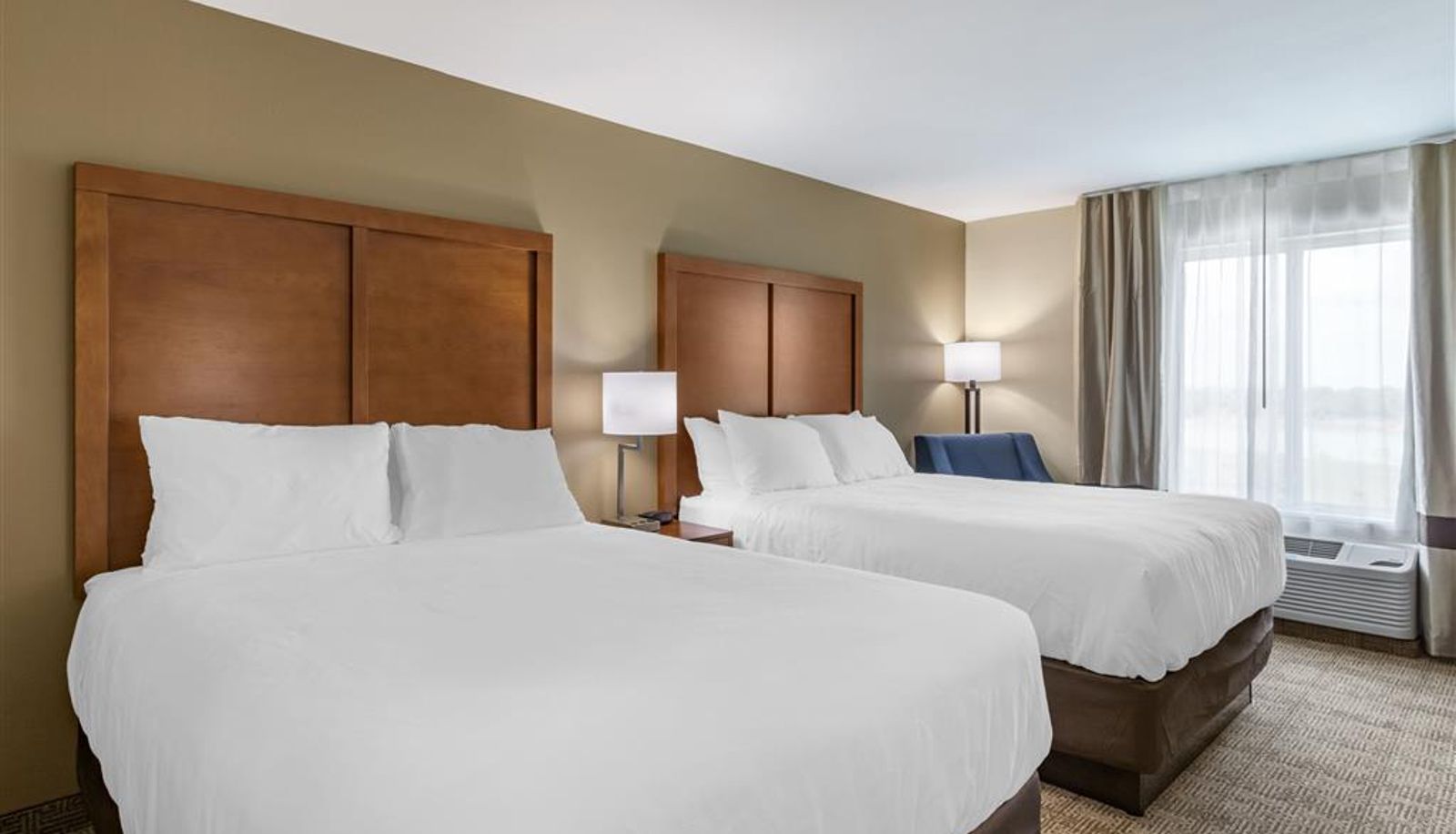 Camera - Comfort Inn & Suites Waller