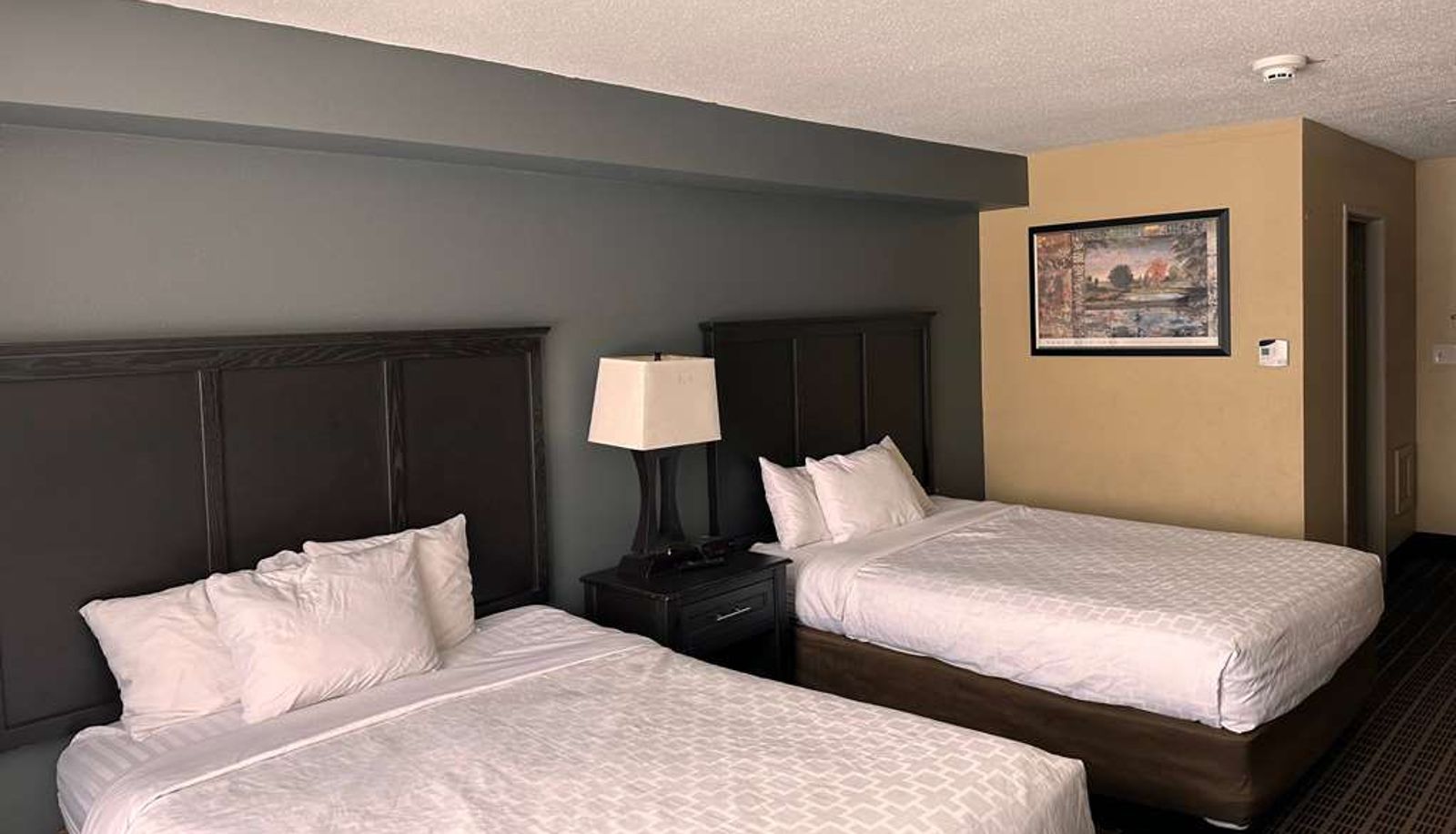 Kamer - Days Inn & Suites by Wyndham Norton Shores/Muskegon