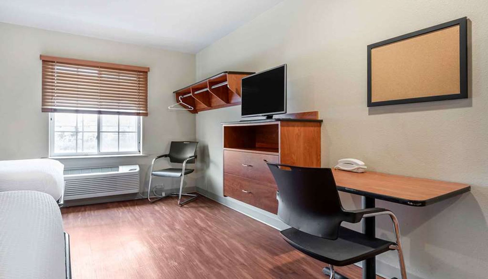 Zimmer - Extended Stay America Select Suites - Dayton - Miamisburg
