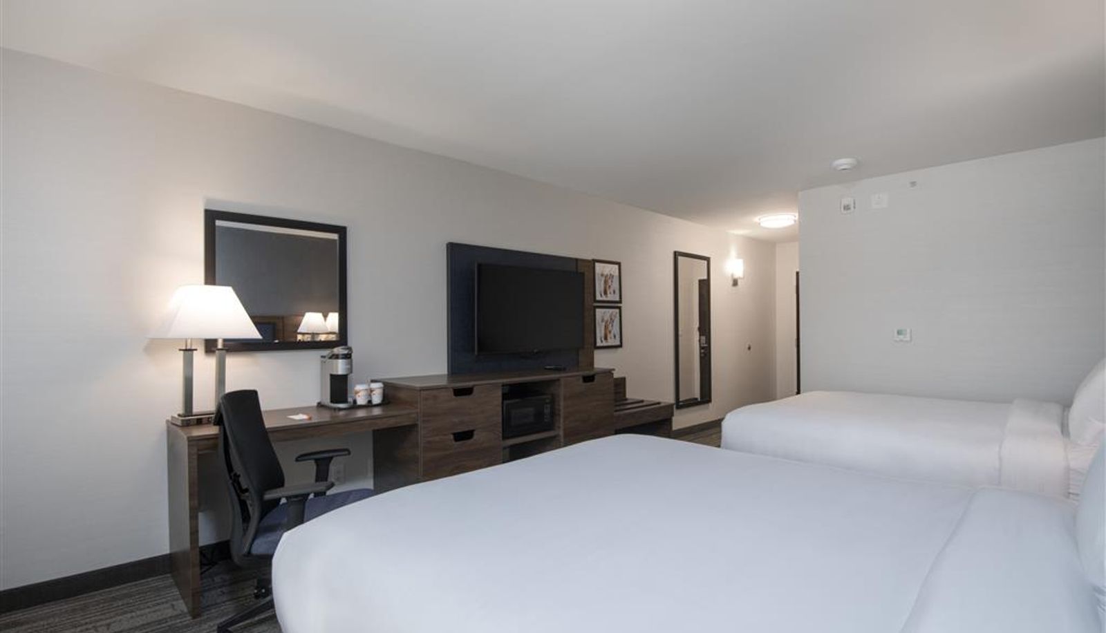 Room - Comfort Inn & Suites