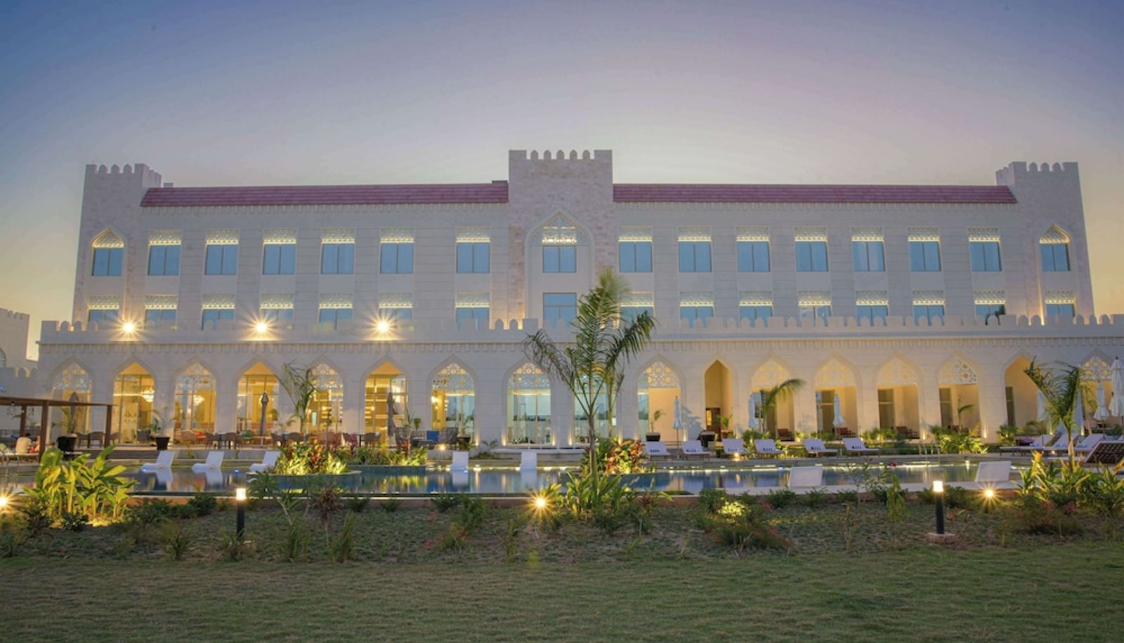 Pool - GOLDEN TULIP ZANZIBAR AIRPORT
