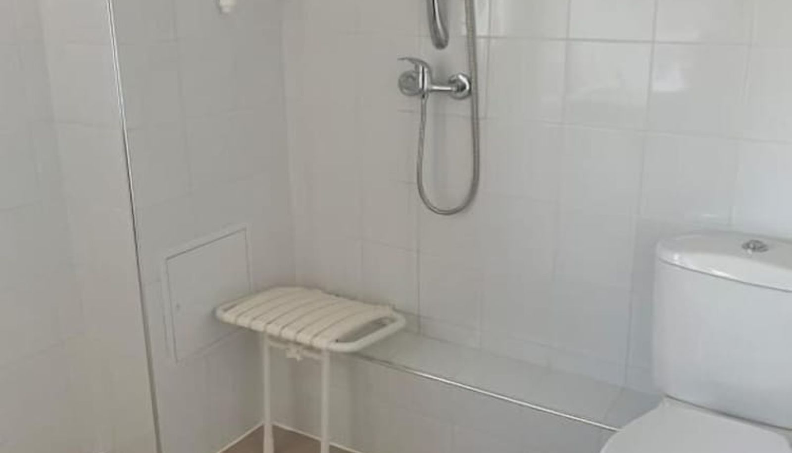 Badezimmer - ENZO HOTELS CHALONS EN CHAMPAGNE by KYRIAD DIRECT