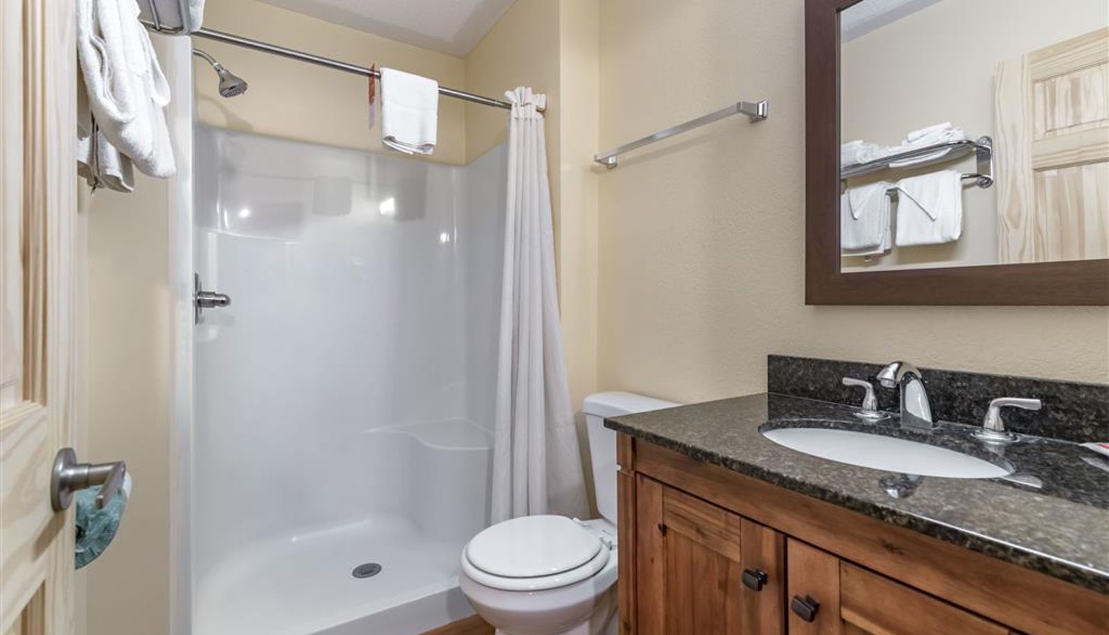 Zimmer - Rodeway Inn Lake George Outlets
