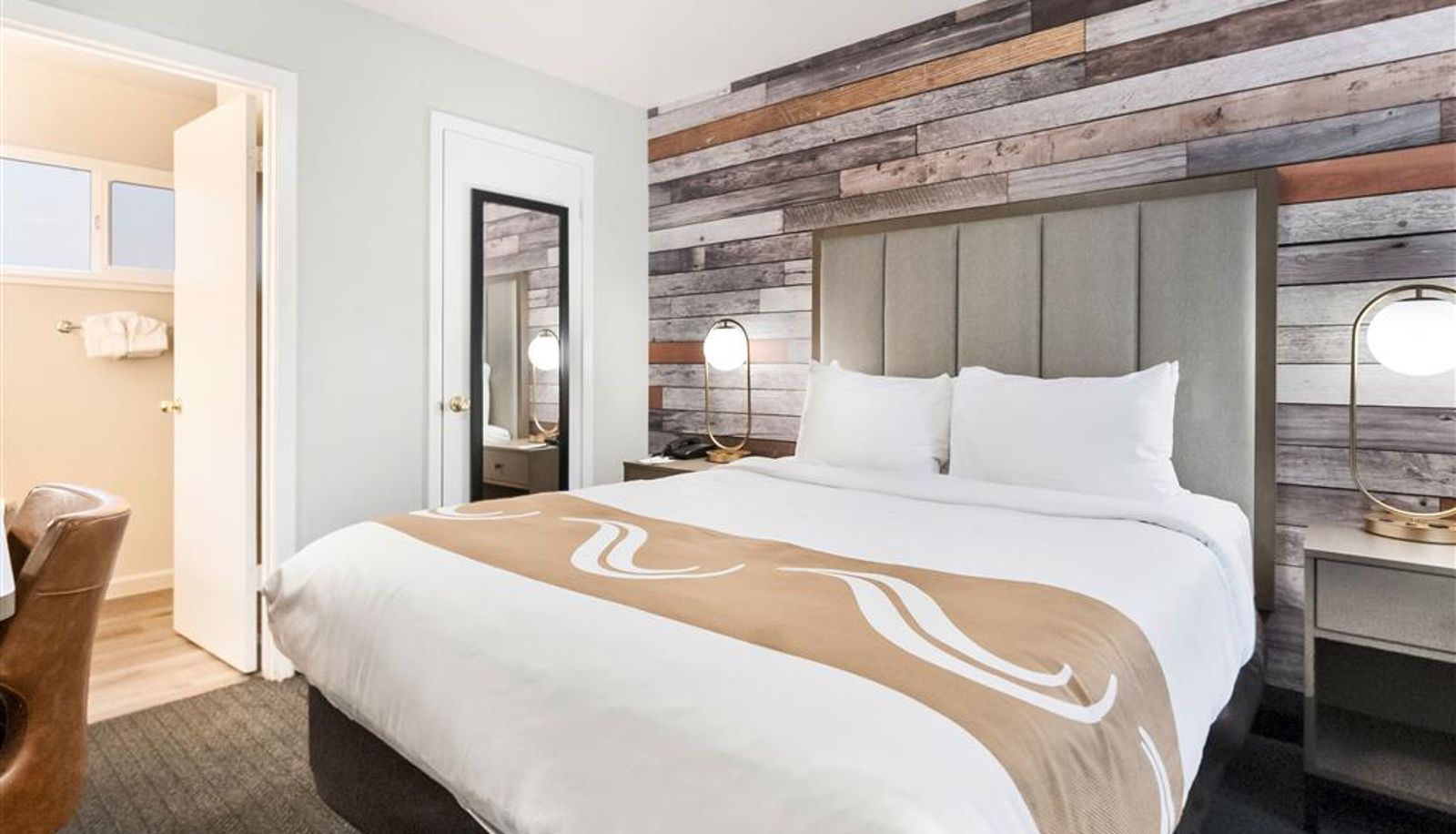 Zimmer - Quality Inn South Lake Tahoe