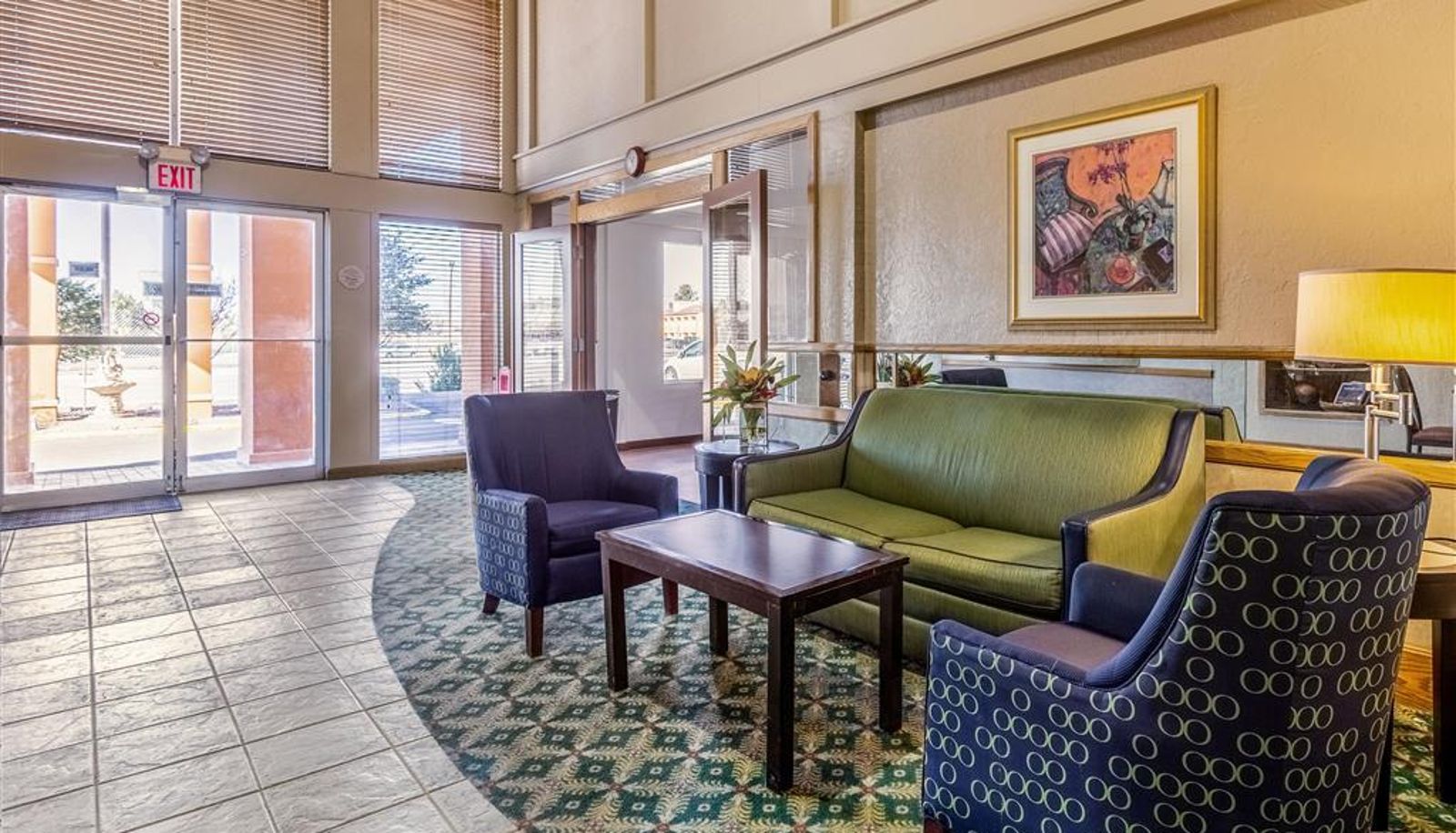 Hall - Rodeway Inn and Suites Las Cruces