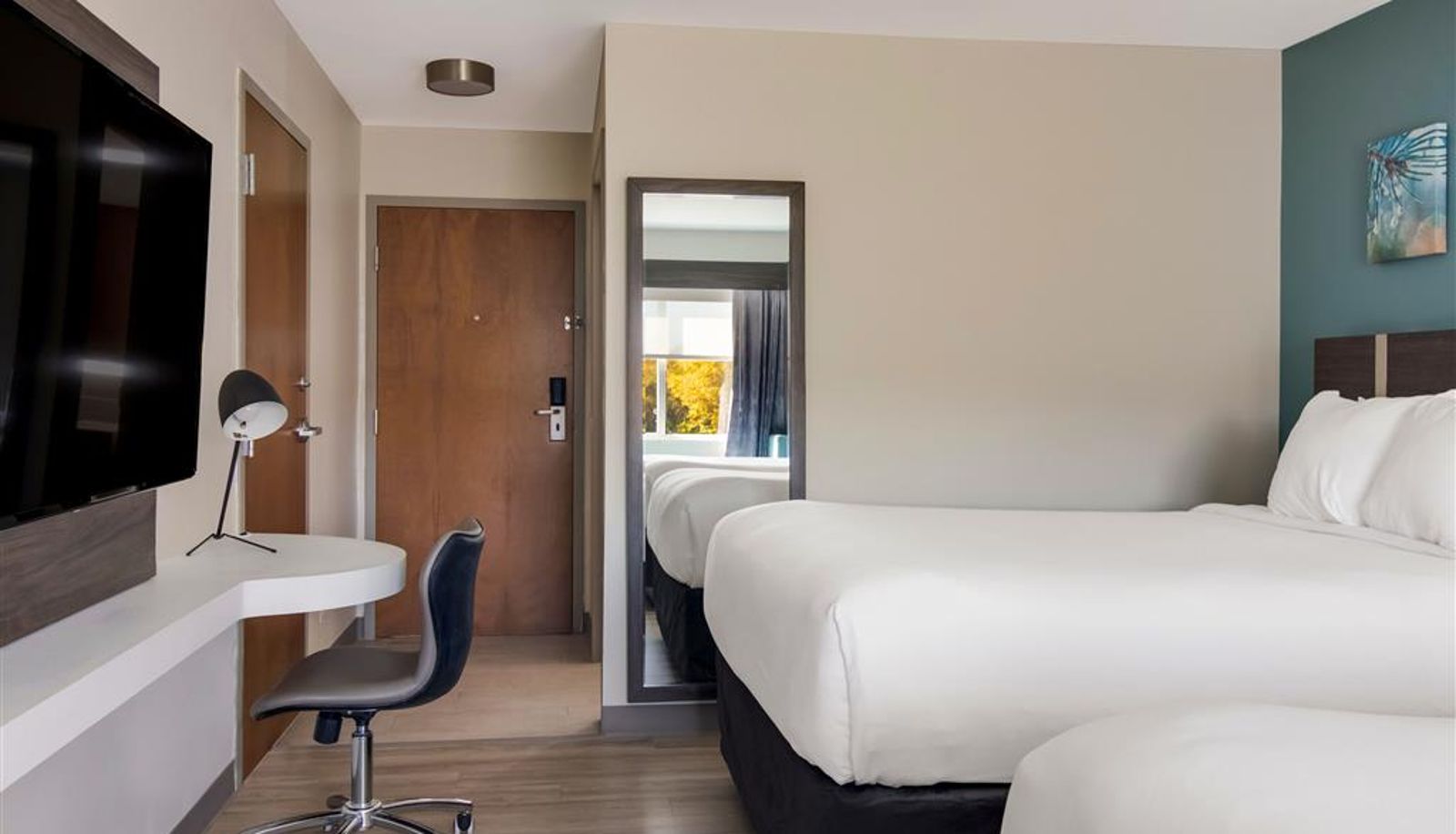 Zimmer - MainStay Suites Clarion PA near I-80