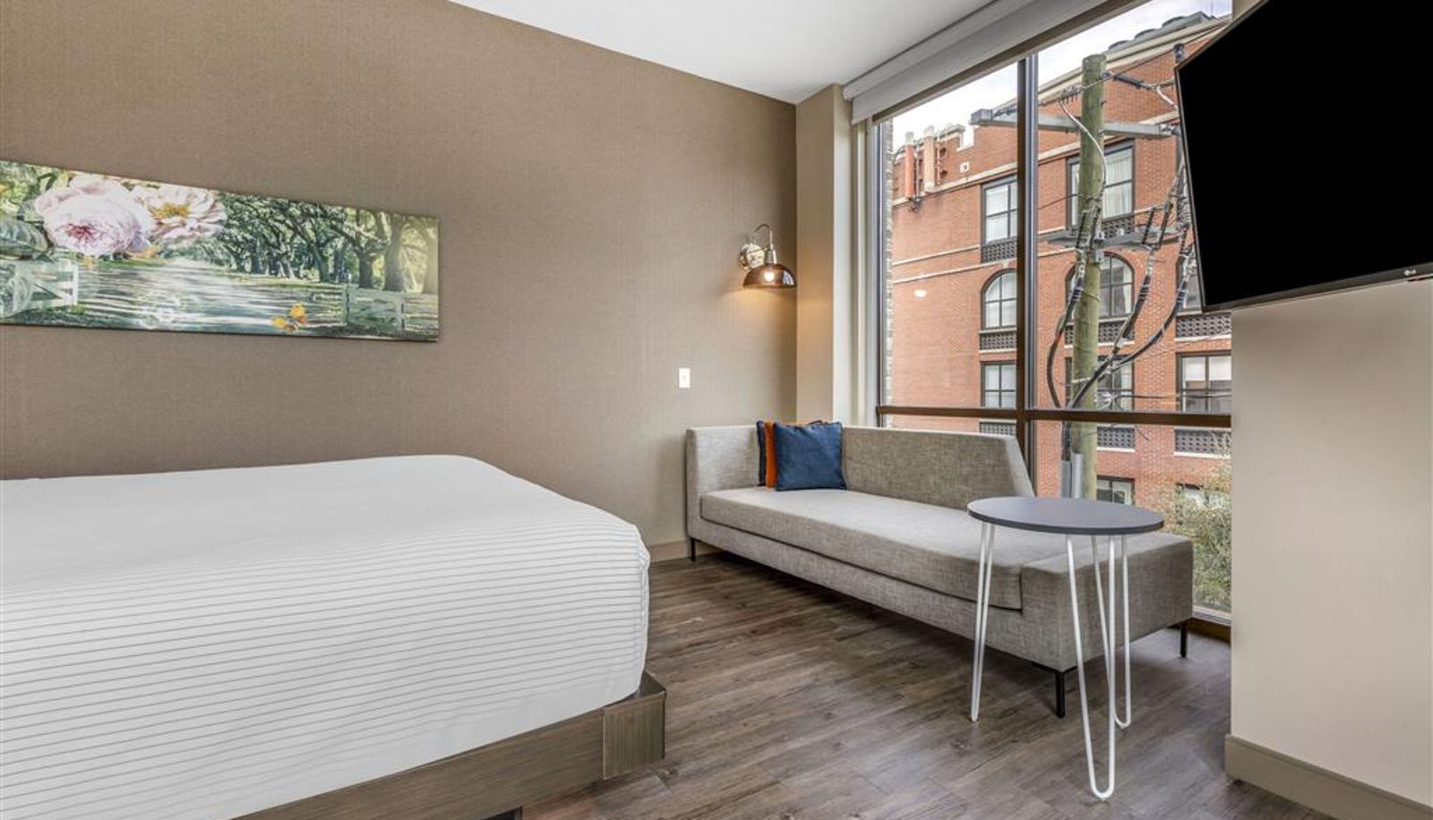 Room - Cambria Hotel Savannah Downtown Historic District