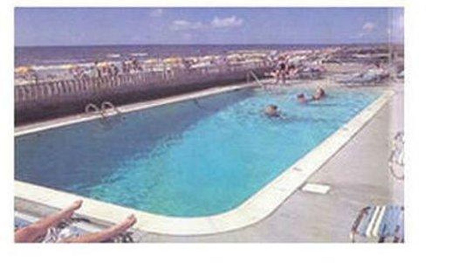 Pool - Econo Lodge Myrtle Beach