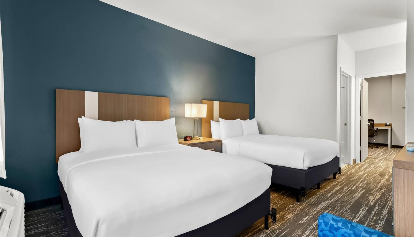 Zimmer - Clarion Suites Anchorage Downtown
