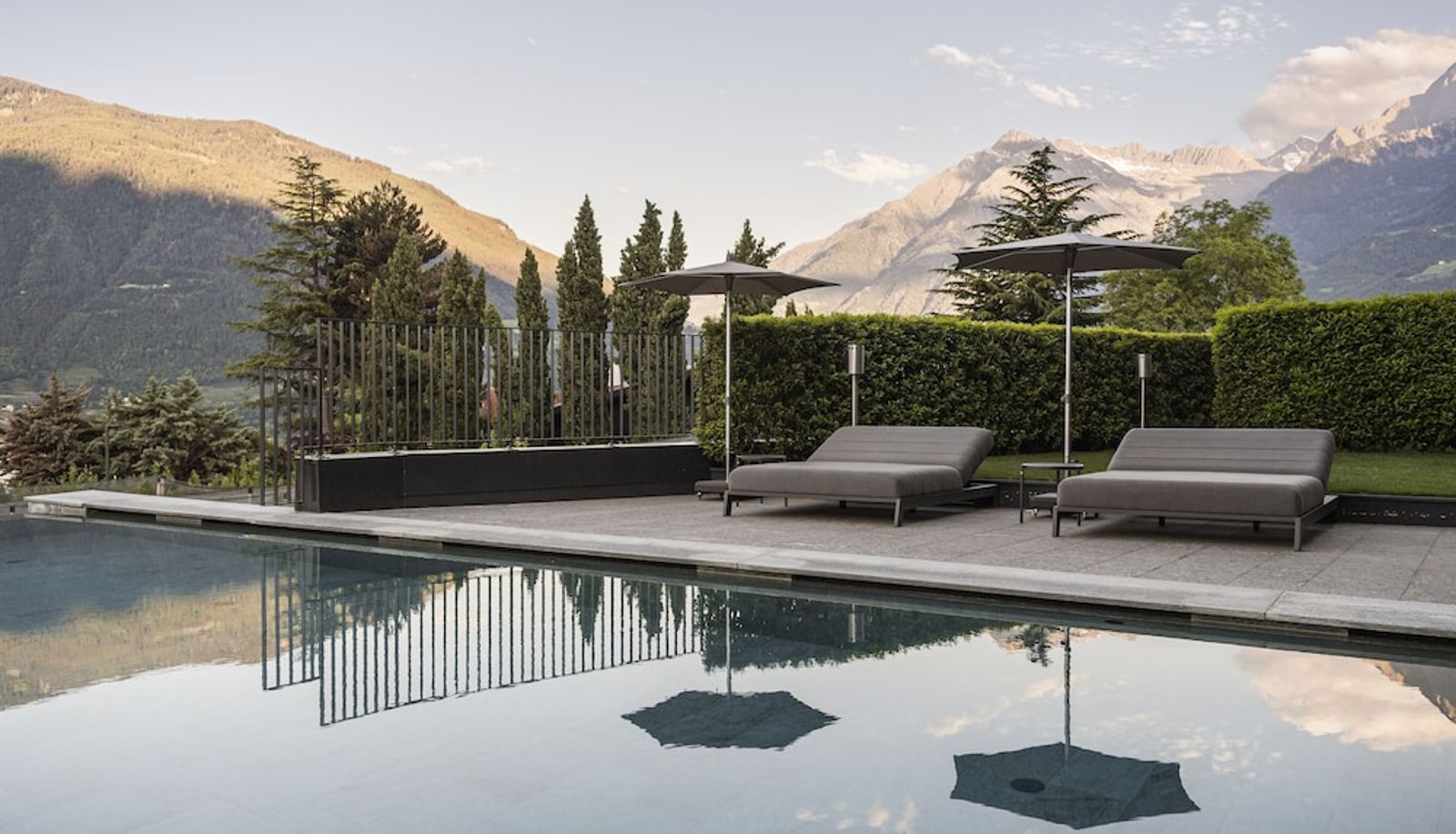 Pool - Vinea - Suites & Apartments