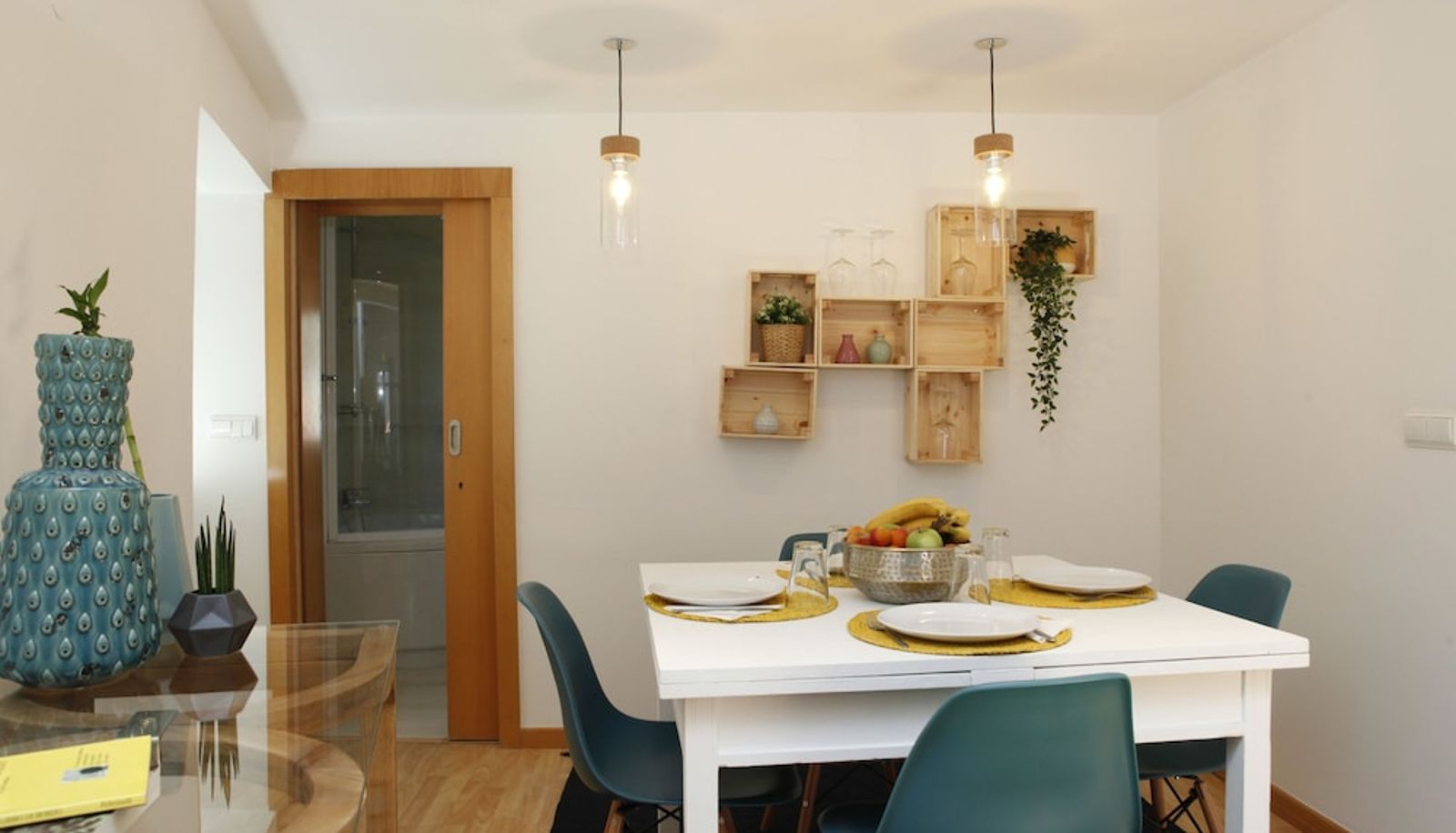 Info - Flores Guest House