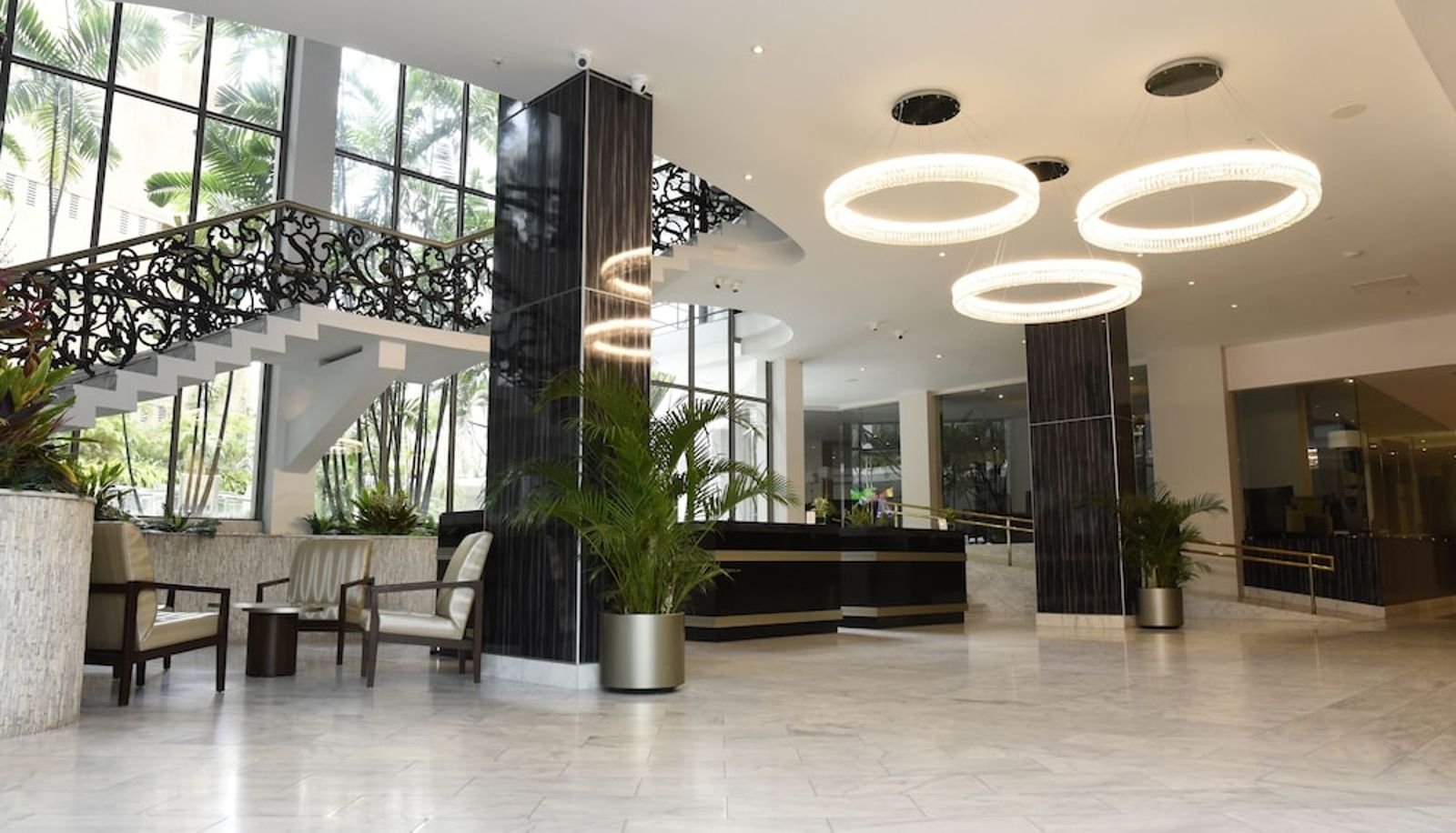 Reception - Renaissance Panama City Hotel