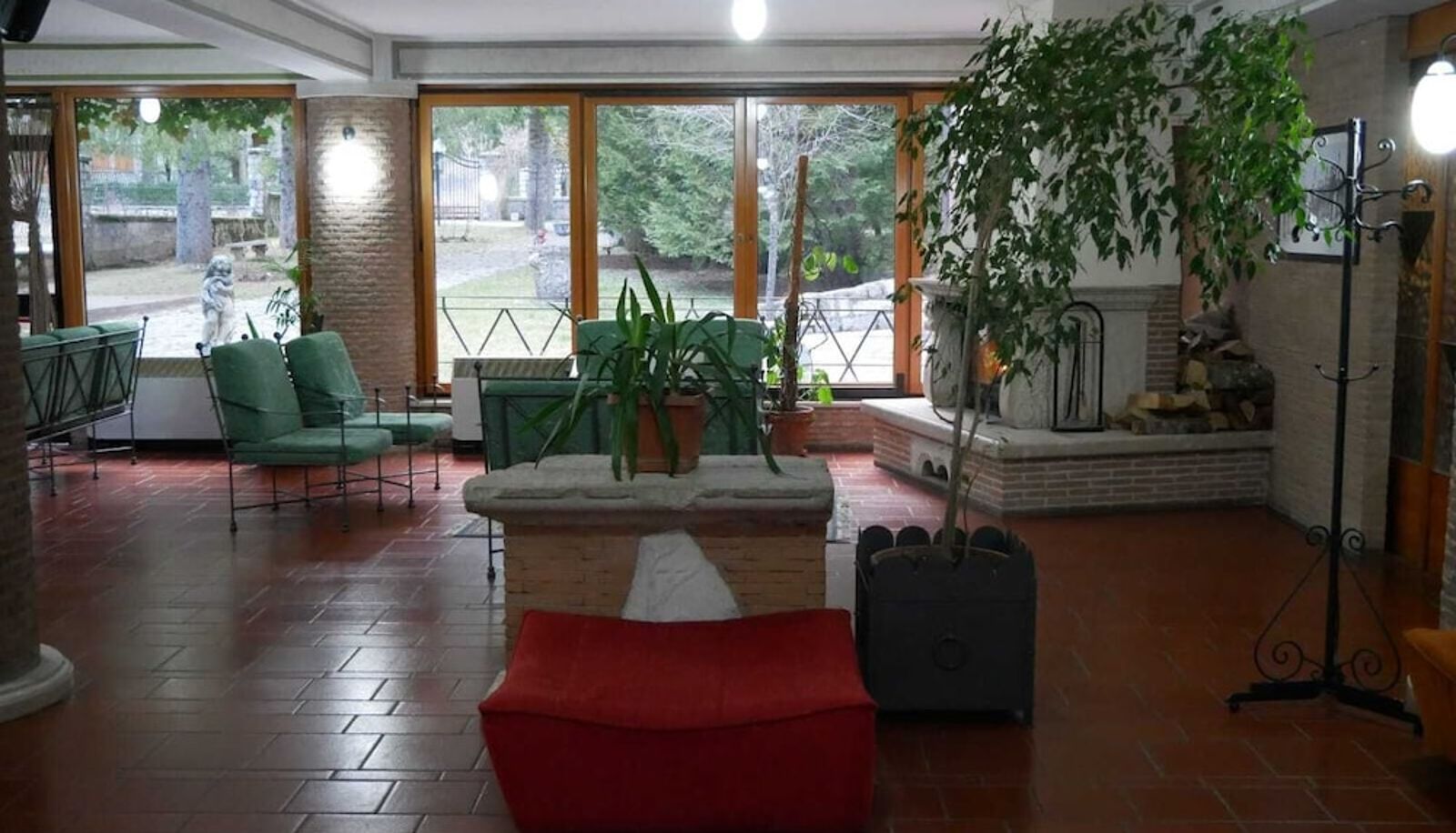 Lobby - LH Hotel il Picchio
