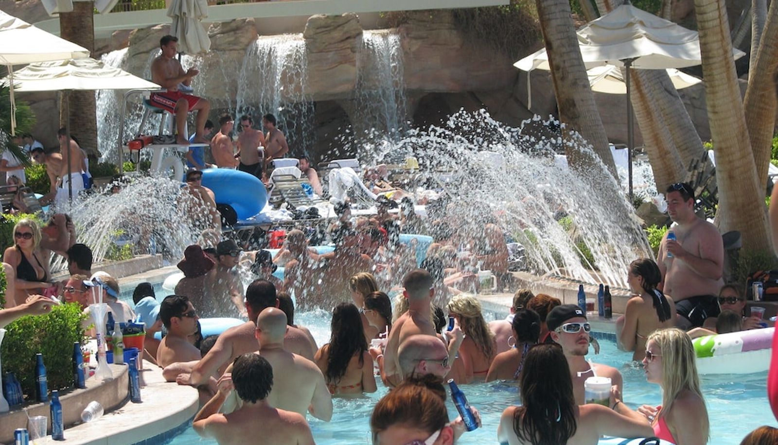 Piscine - True 1BR  Strip View at MGM Signature