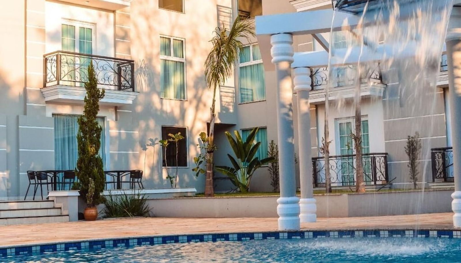 Pool - Bisinii Hotel Boutique
