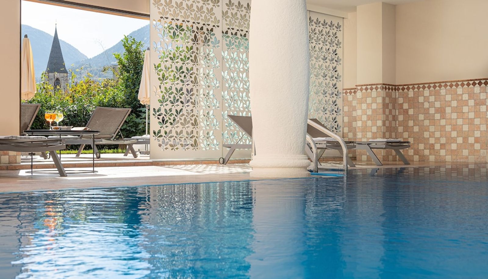 Piscina - MONDI Hotel Tscherms