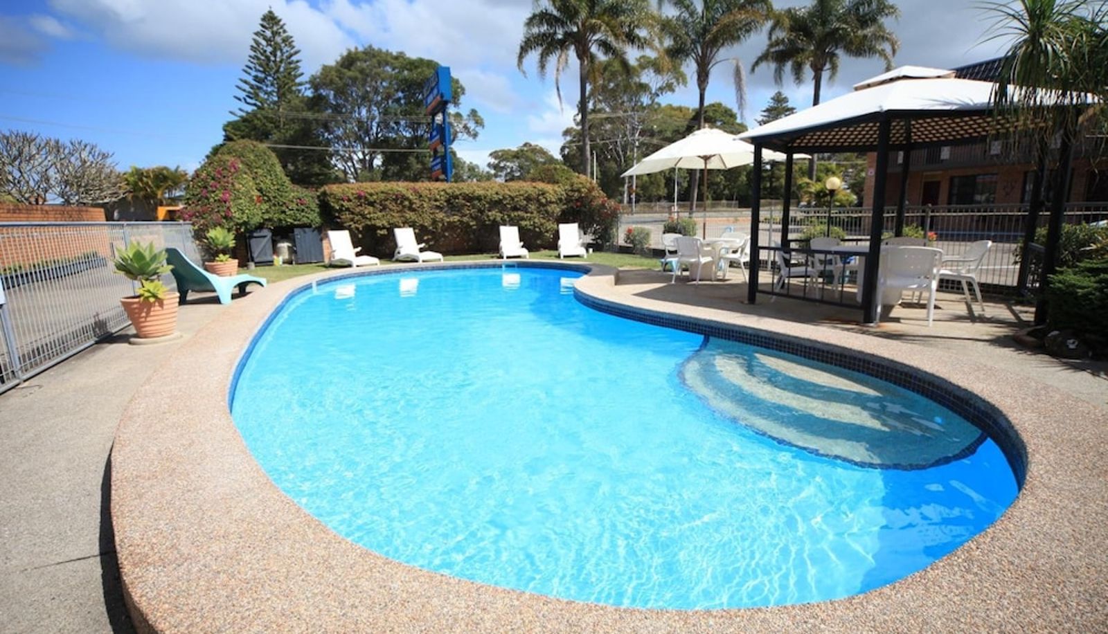 Piscina - Bella Villa Motor Inn