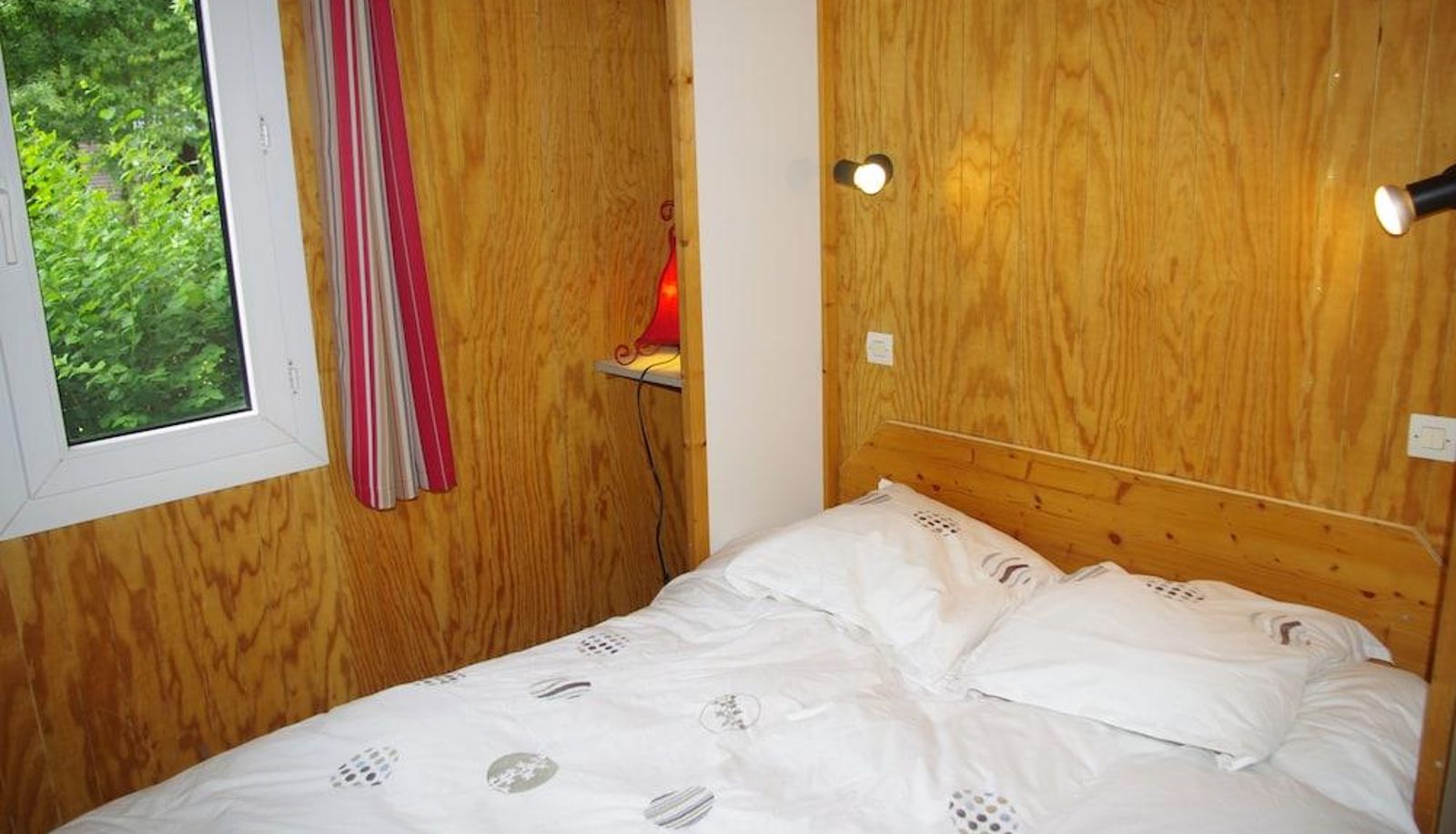 Standard room - Camping les Portes du Beaujolais