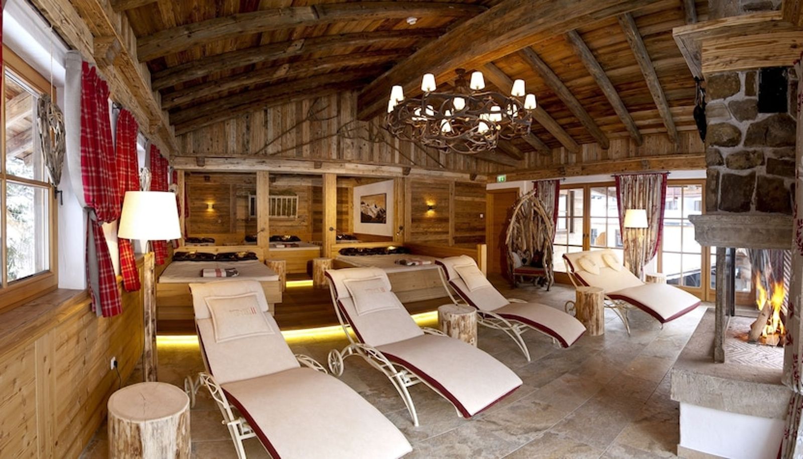 Pool - Verwöhnhotel Kristall