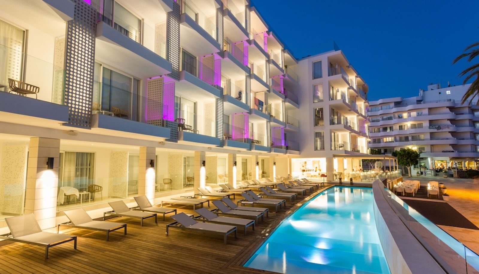 Piscina - One Ibiza Suites